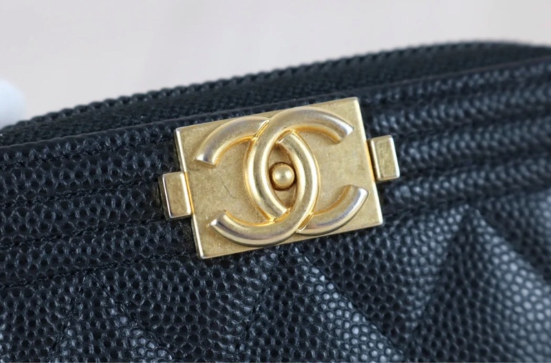 「JL精品代購」97新 Chanel boy 黑金 荔枝皮 大拉鍊錢包-5