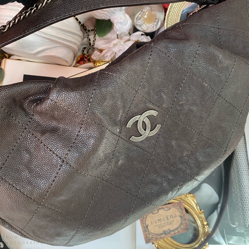 Chanel 荔枝半月包/深咖色/王吉娜古董精品-1