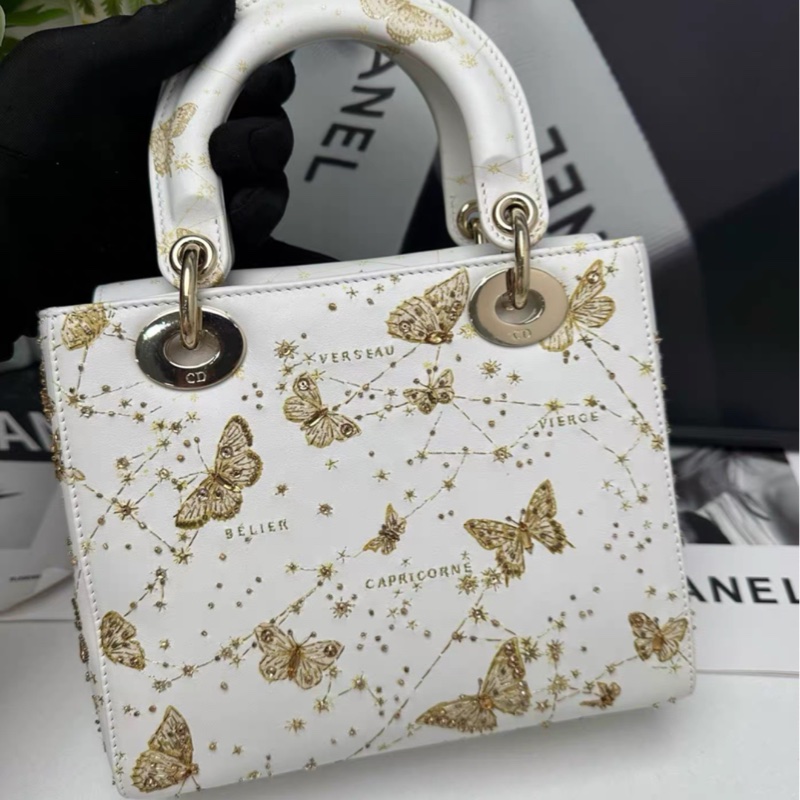 Dior Lady 迪奧全球限量Lady蝴蝶刺繡戴妃包 白色和金色調牛皮革 圖案印花和刺繡-2