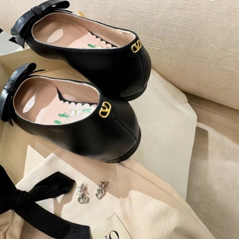 🎉新品好折扣✨Valentino Garavani Bowow 小羊皮蝴蝶結芭蕾平底鞋 IT 36/37/38/38.5/39/40-1