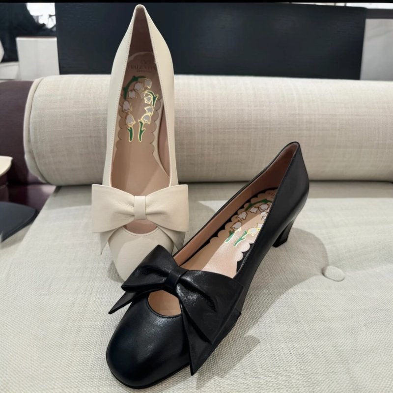 🎉新品好折扣✨Valentino Garavani Bowow 小羊皮蝴蝶結芭蕾平底鞋 IT 36/37/38/38.5/39/40-5