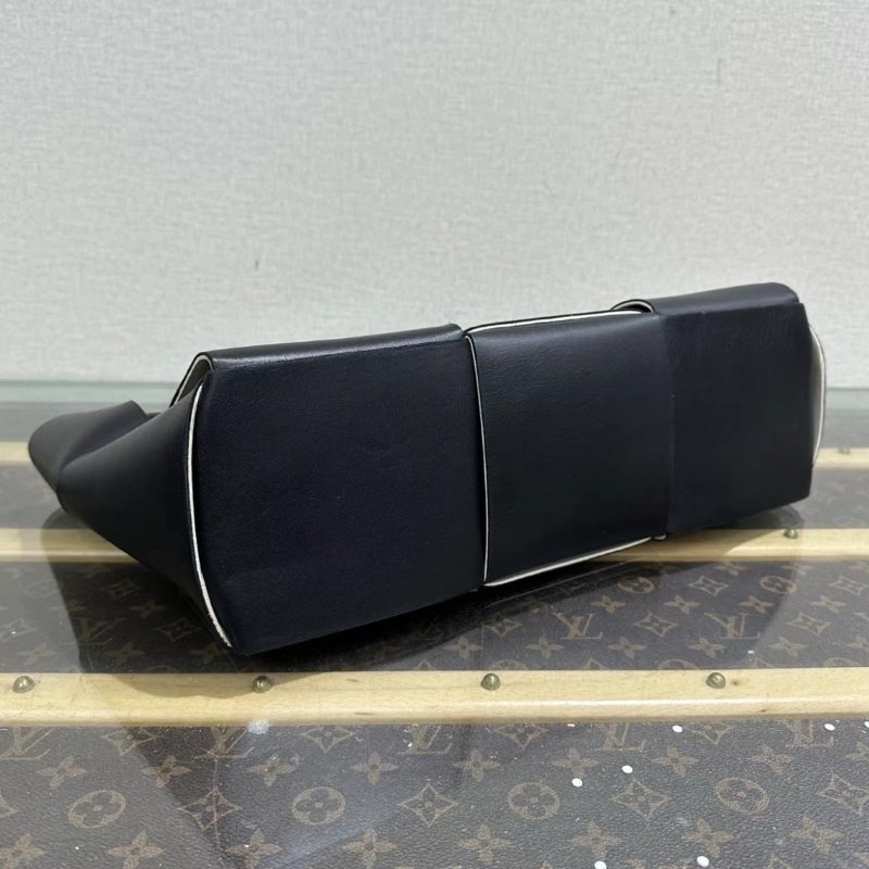 BV ARCO六格黑白格編織托特包36*22*12 99新-3