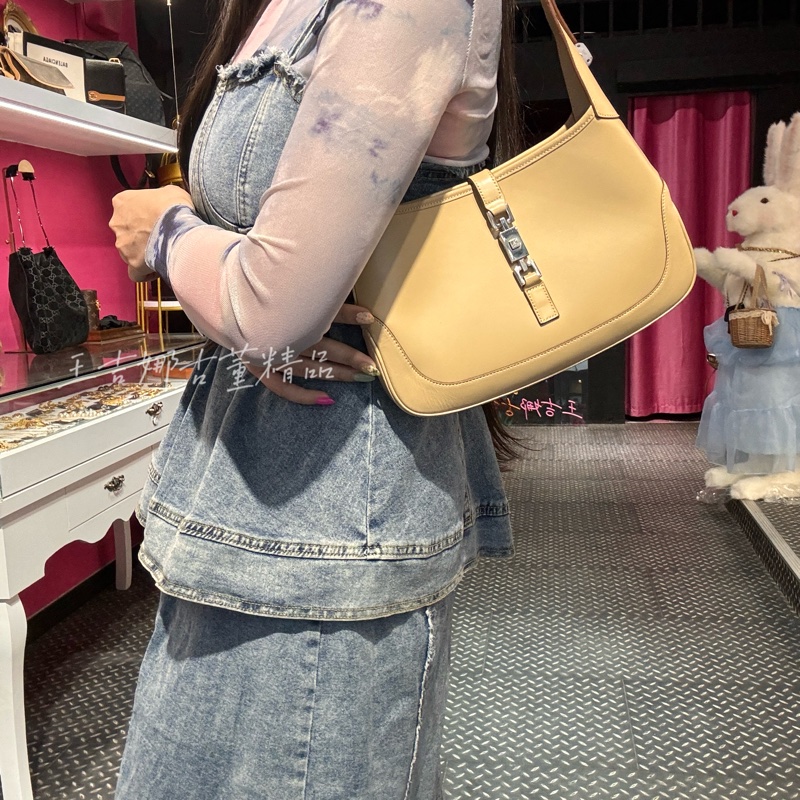 Gucci Jackie經典包款/奶茶色/王吉娜古董精品-1