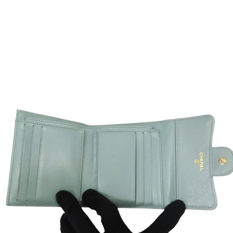 淺綠 牛皮 菱格紋 荔枝紋 扣式短夾 銀扣【CHANEL 香奈兒】 AP0231-4