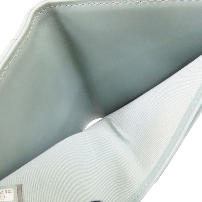 淺綠 牛皮 菱格紋 荔枝紋 扣式短夾 銀扣【CHANEL 香奈兒】 AP0231-5