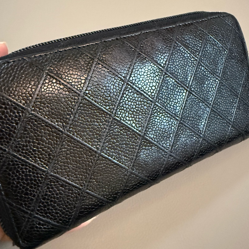 🌸（限時特價🉐）【CHANEL 經典Caviar 荔枝皮菱格紋拉鍊長夾】-11