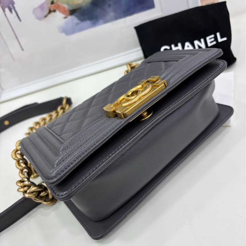 CHANEL香奈兒 Leboy 22A深灰色金扣荔枝紋牛皮肩背包 晶片款 有購證 尺寸20.5*8.5*12cm~-4