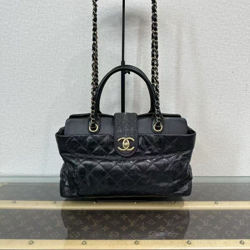 CHANEL 黑金牛皮珍珠魚皮手提托特包 31*15*10 98新配件塵袋-0