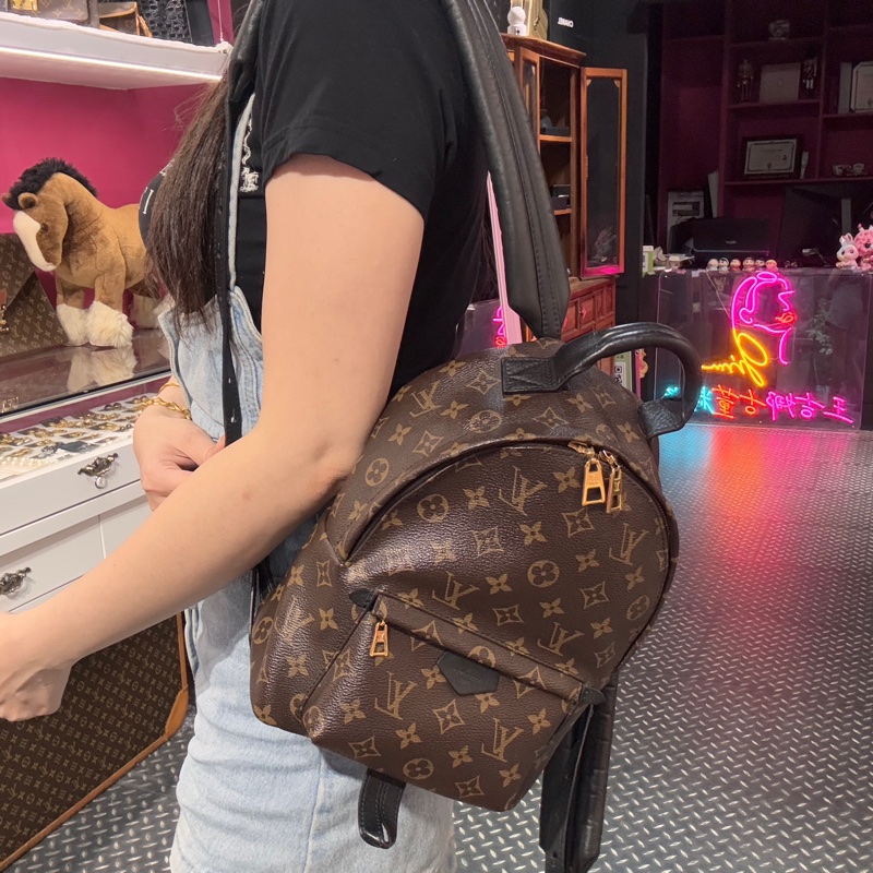 LV 老花後背包/小款可愛/王吉娜古董精品-1