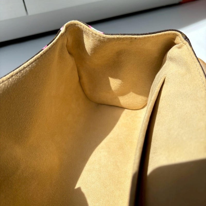 LV 限量原花櫻花公主提包-21