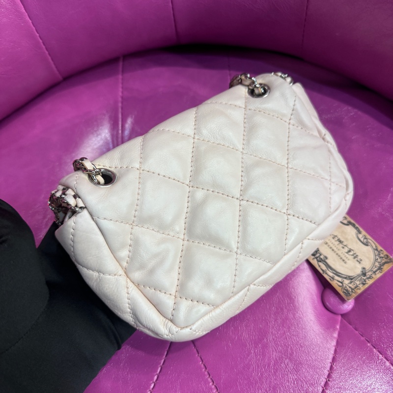 Chanel 迷你奶白鏈條包/王吉娜古董精品-3