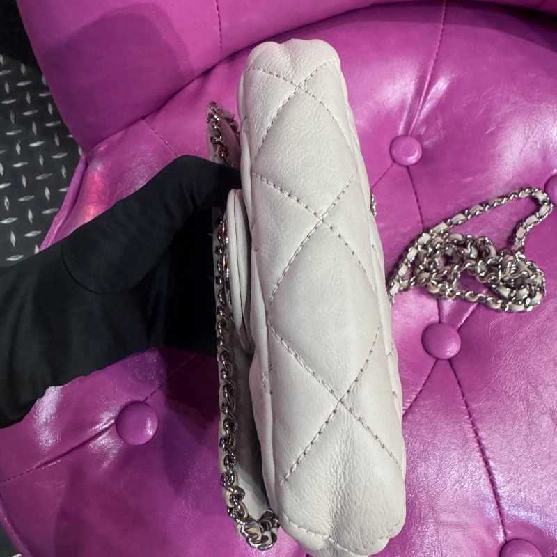 Chanel 迷你奶白鏈條包/王吉娜古董精品-5