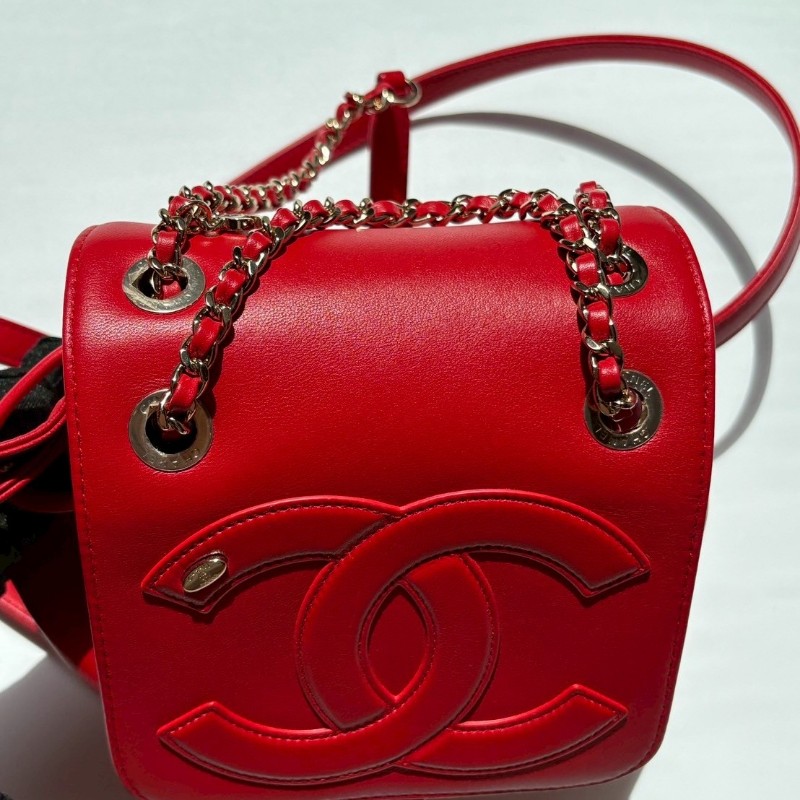 Chanel 金鍊紅牛皮束口小後背包-5