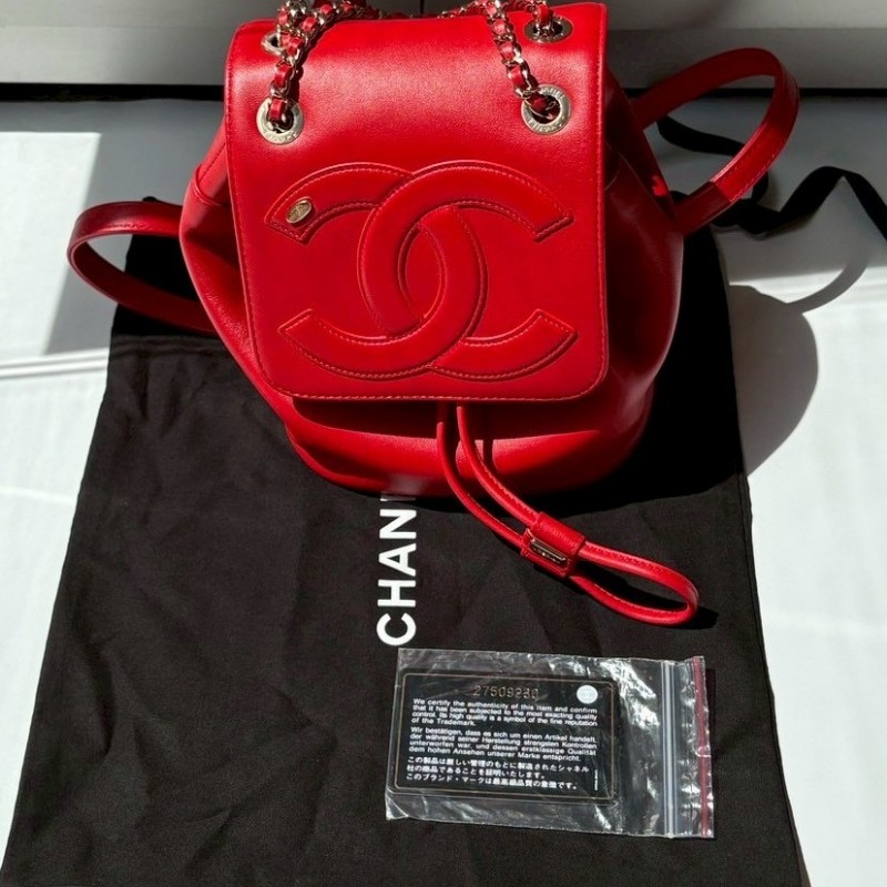 Chanel 金鍊紅牛皮束口小後背包-6