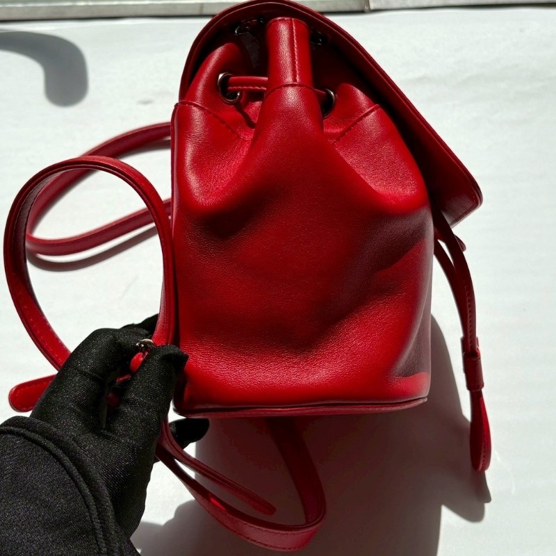 Chanel 金鍊紅牛皮束口小後背包-10