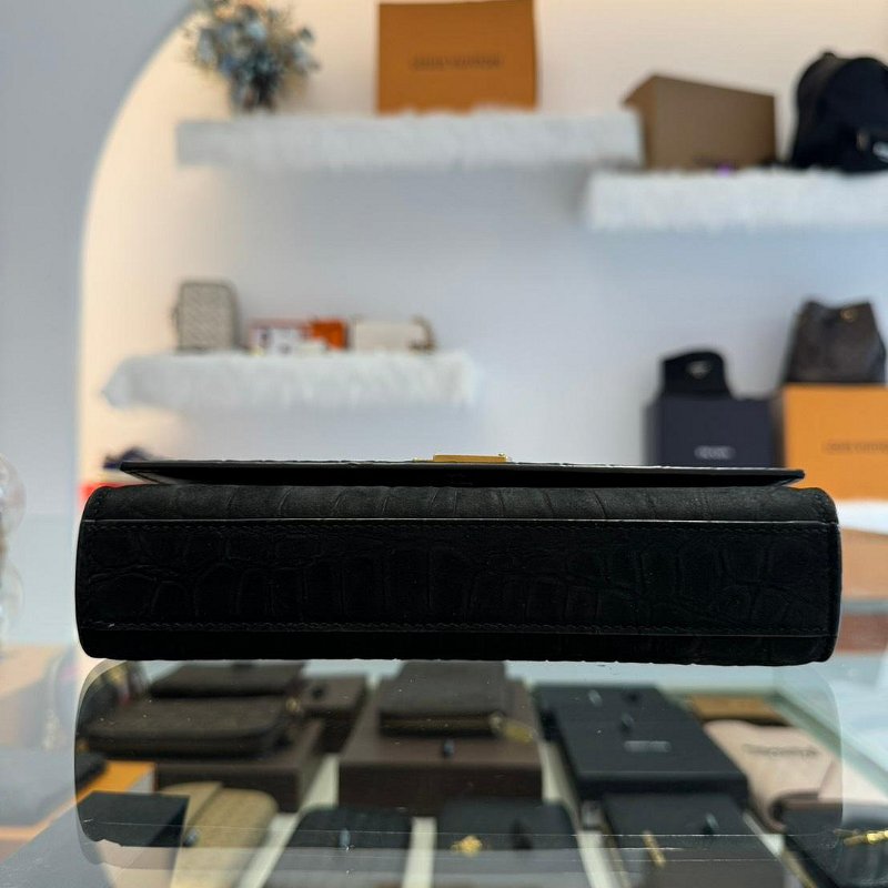 *SHIHNA名牌精品* YSL 小號 Kate 鏈條肩背包-5