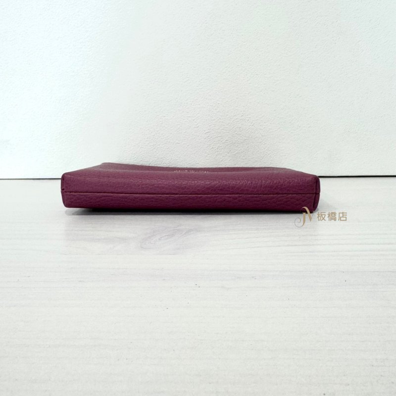 gucci桃紅牛皮金色草寫logo拉鍊小可愛806480512-4