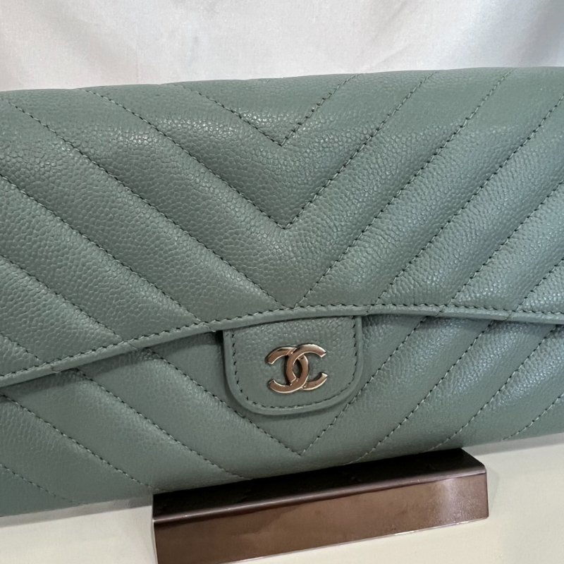 CHANEL 25開 湖水綠CF荔枝皮山形紋長夾-1