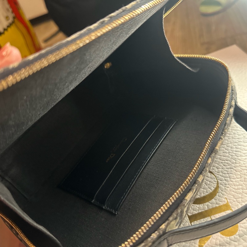 30MONTAIGNE POUCH CANVAS方型手提肩背包-3