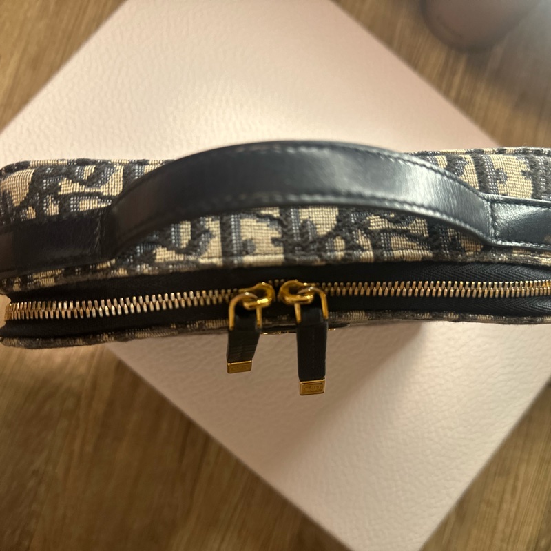 30MONTAIGNE POUCH CANVAS方型手提肩背包-6