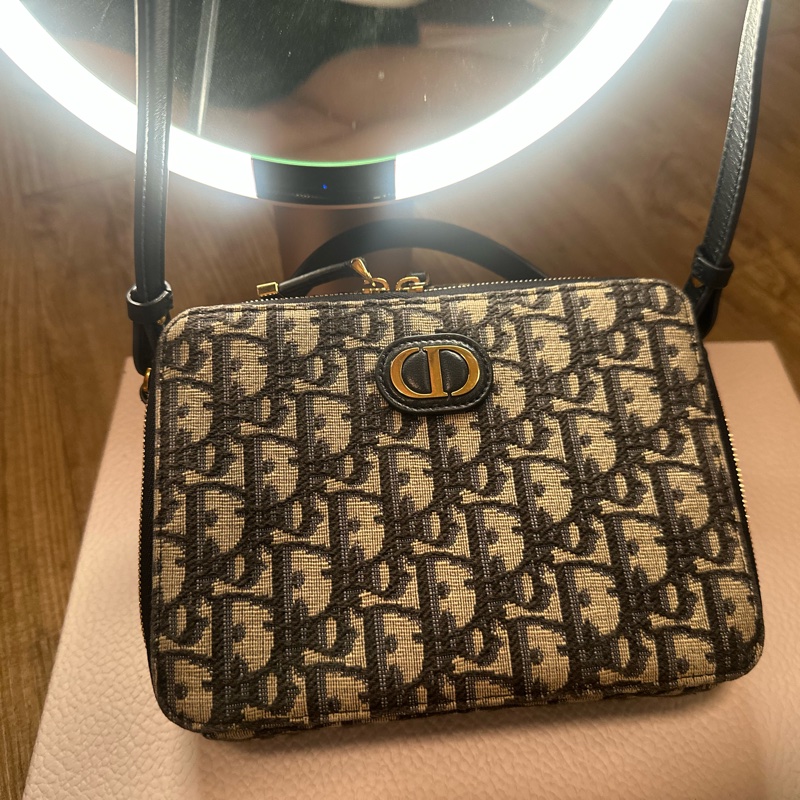 30MONTAIGNE POUCH CANVAS方型手提肩背包-7