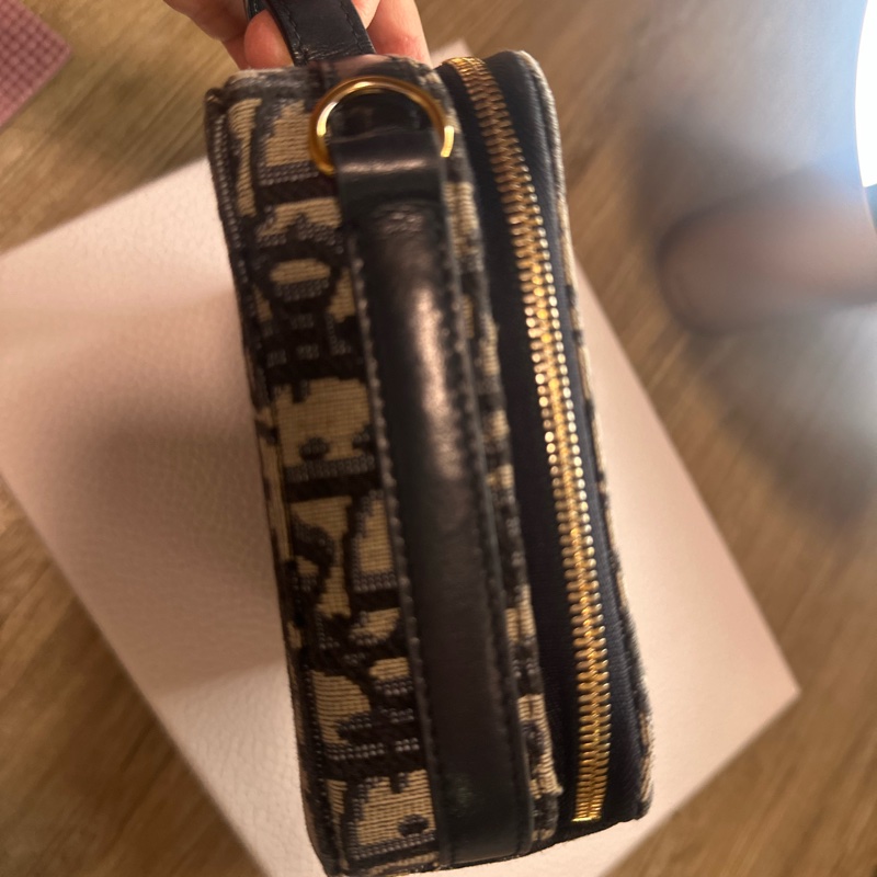30MONTAIGNE POUCH CANVAS方型手提肩背包-10