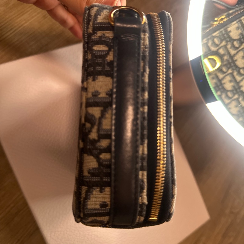 30MONTAIGNE POUCH CANVAS方型手提肩背包-17