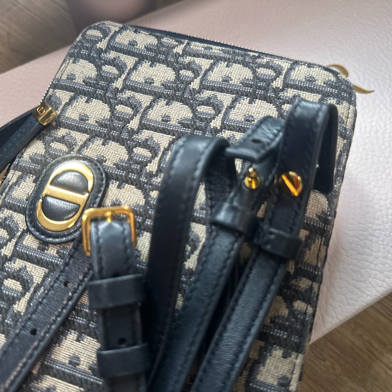 30MONTAIGNE POUCH CANVAS方型手提肩背包-19