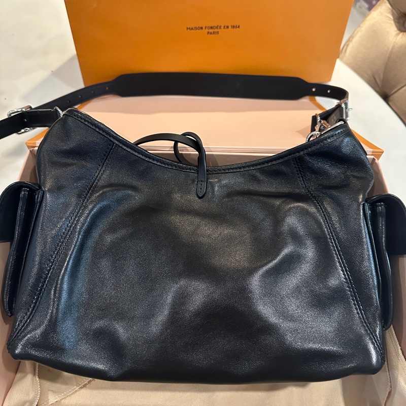 Louis Vuitton LV CarryAll cargo vibe PM 黑武士-6