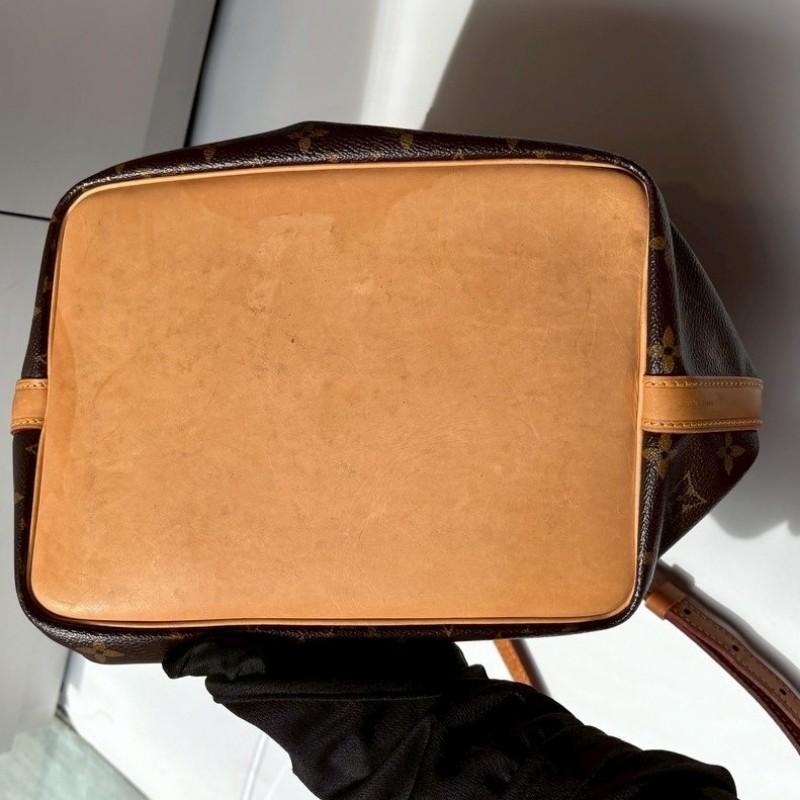 LV 老花小號水桶包-5