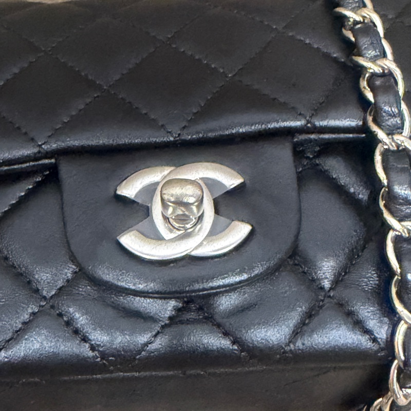 閒置帶膜🈶️購證 全配❤️香奈兒 #黑銀 #cf #mini #cf20-14