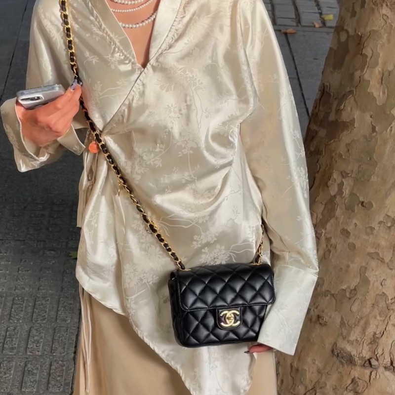 芯片款🌟全新大全配🈶️購證❤️ 香奈兒 #黑金 #經典 #方胖子 #CF 17公分-1