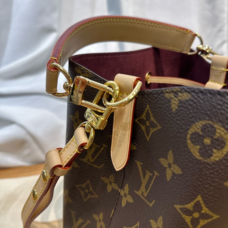 LV NEONOE BB-13