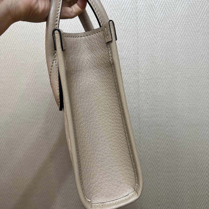 Gucci 燕麥PVC燕麥牛皮霧金釦手提斜背mini琴譜包-2