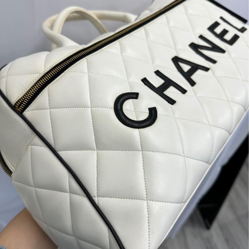 cHANEL白色保齡球包 vintage-1