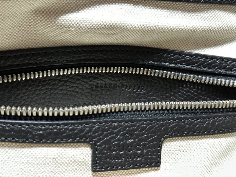 GUCCI Jumbo GG 760234黑色壓紋皮革側肩背郵差包-8