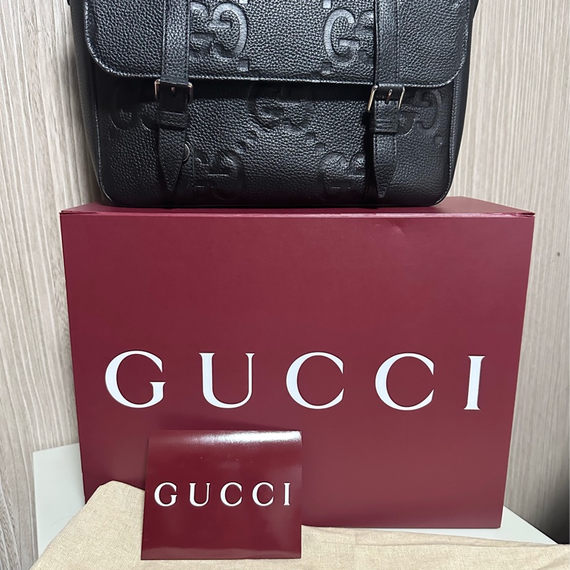 GUCCI Jumbo GG 760234黑色壓紋皮革側肩背郵差包-19