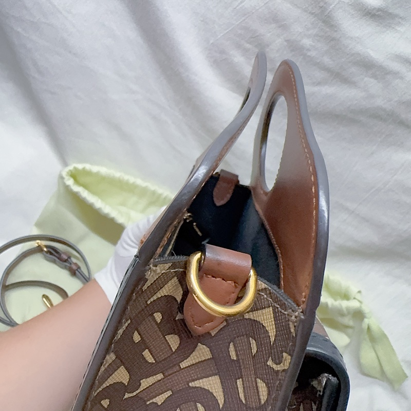 二手Burberry pocket系列迷你款TB字母條紋帆布手提斜背包 Burberry包 Burberry托特包-23