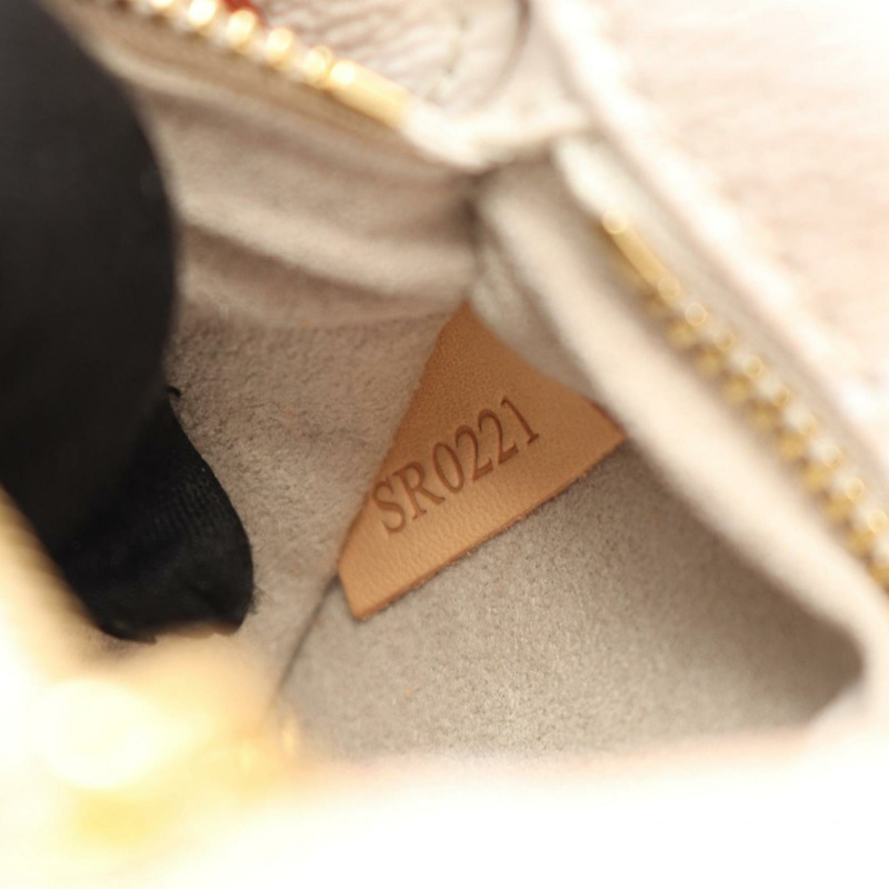 Louis Vuitton Tiny Backpack by the Pool，M45764，塗佈帆布和皮革 Monogram Giant，女款，灰棕色-4