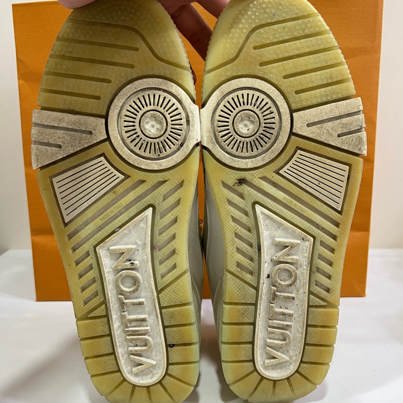 LV trainer 白色水泥灰 UK9-11