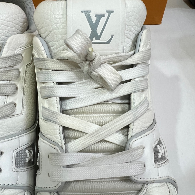 LV trainer 白色水泥灰 UK9-14