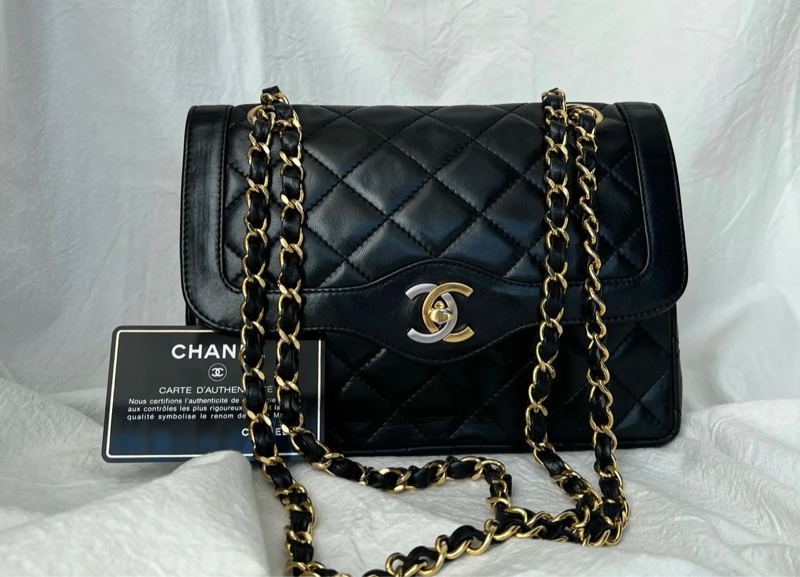 Chanel 巴黎限定鴛鴦釦小款CF/王吉娜古董精品-0