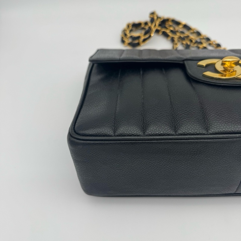 「JL精品代購」9新 香奈兒魚子醬黑金扣貝嫂30-10