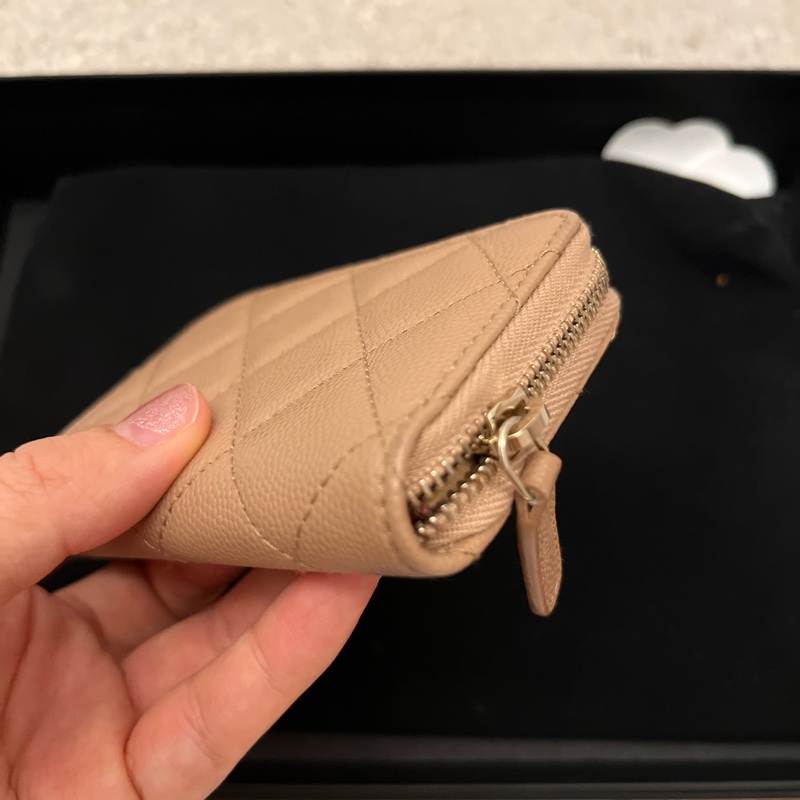 Chanel 奶茶色拉鏈零錢包-12