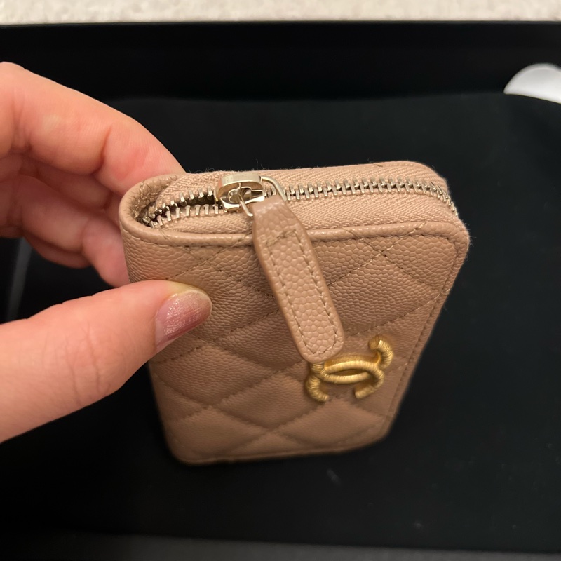 Chanel 奶茶色拉鏈零錢包-15