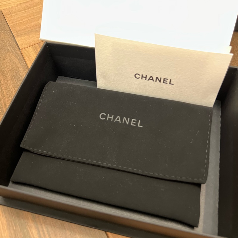 Chanel 奶茶色拉鏈零錢包-19