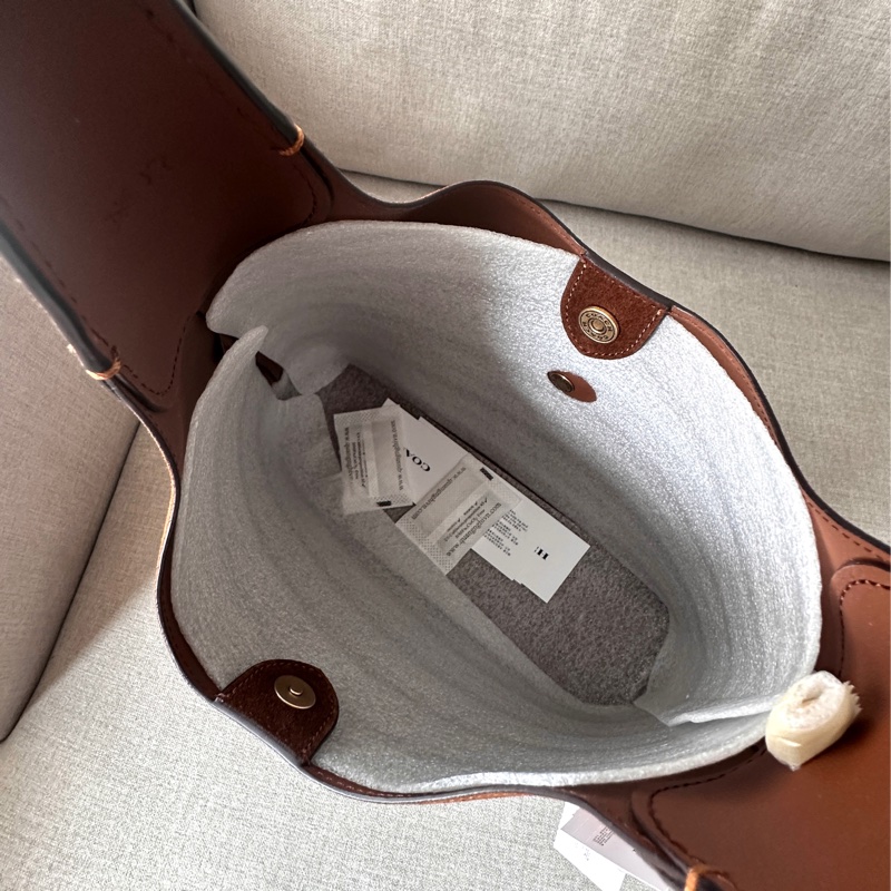 Coach BROOKLYN 28 麂皮 布魯克林 （2025秋冬新色）台灣購證-2