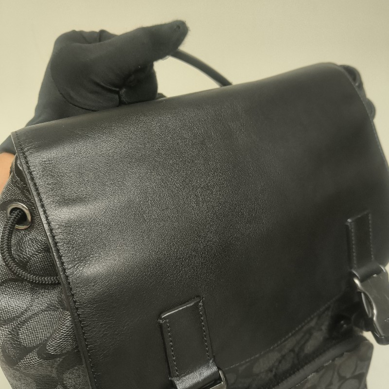 來囉‼️來囉‼️雙11優惠上車囉🚒超狂降價只到11/11🎁㊣✨COACH✨蔻馳 黑色 老花 皮革 掀蓋 抽繩 後背包/二手包/二手精品🌳二手樹屋🌳-13