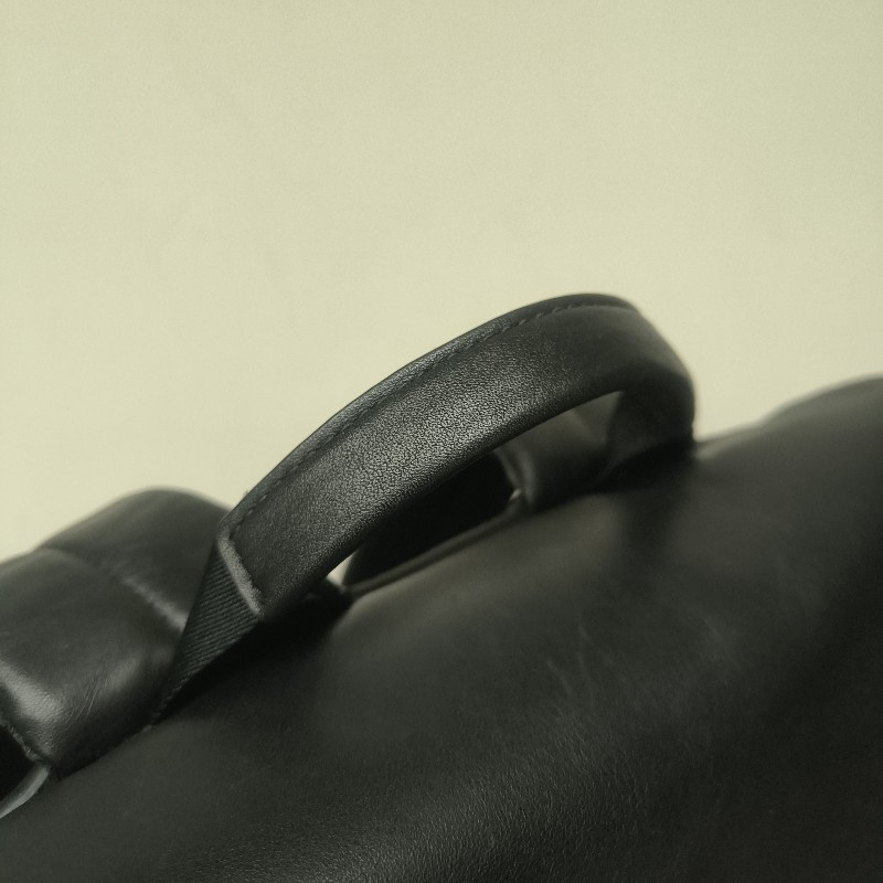 來囉‼️來囉‼️雙11優惠上車囉🚒超狂降價只到11/11🎁㊣✨COACH✨蔻馳 黑色 老花 皮革 掀蓋 抽繩 後背包/二手包/二手精品🌳二手樹屋🌳-15