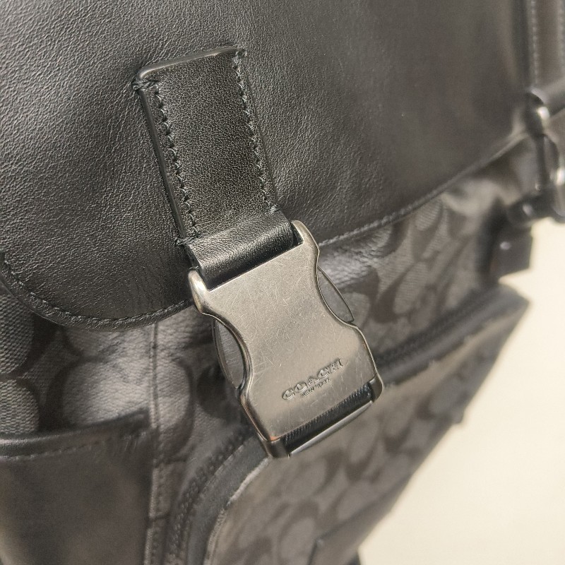 來囉‼️來囉‼️雙11優惠上車囉🚒超狂降價只到11/11🎁㊣✨COACH✨蔻馳 黑色 老花 皮革 掀蓋 抽繩 後背包/二手包/二手精品🌳二手樹屋🌳-18